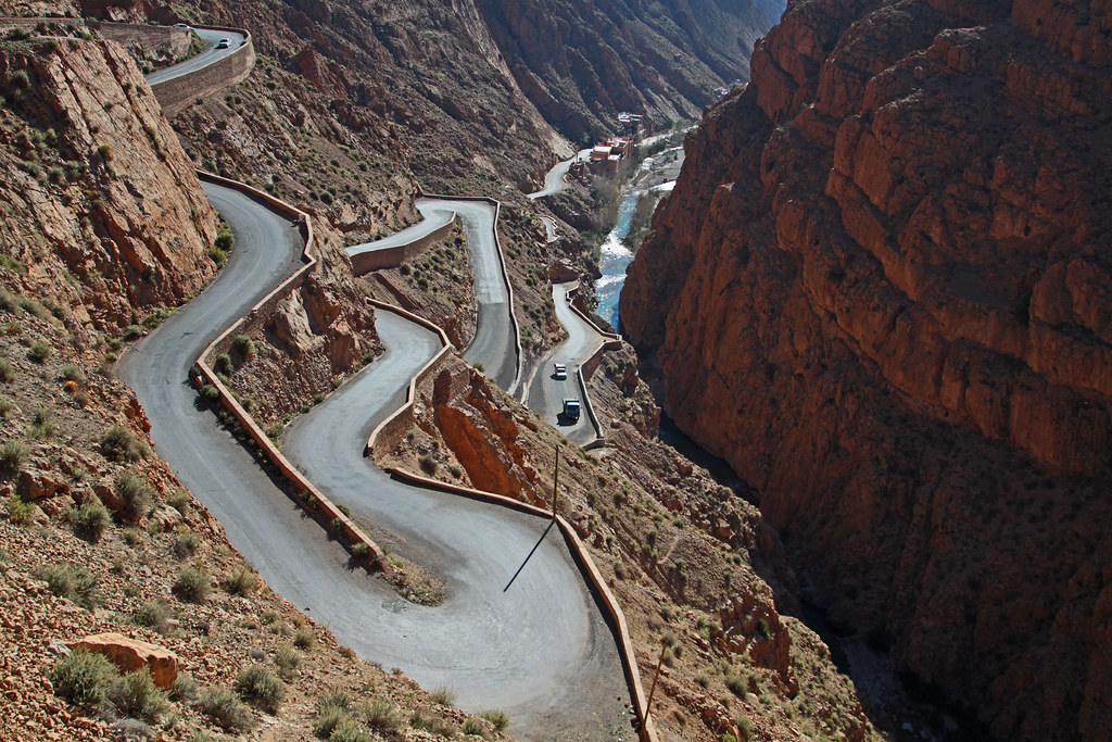 3 Days Tour from Fes to Marrakech via Desert